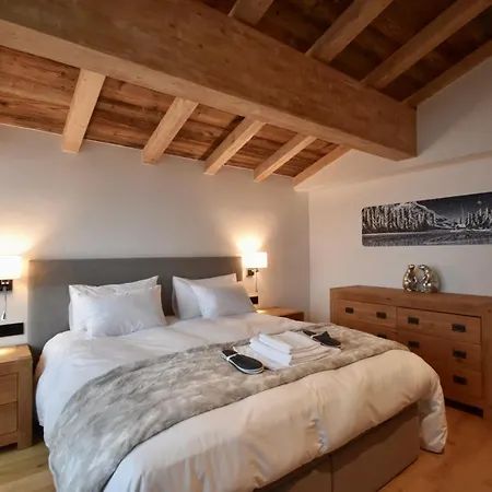 De Luxe Avec Magnifique Vue A Courchevel, 5 Chambres, 15 Pers 木屋 谷雪维尔