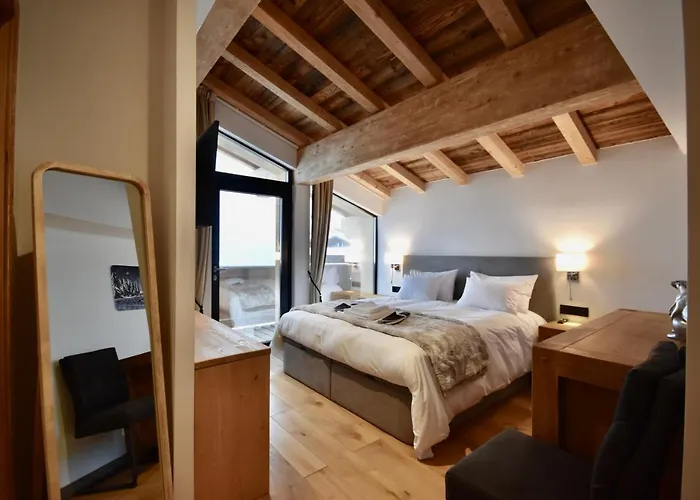 شاليه De Luxe Avec Magnifique Vue A Courchevel, 5 Chambres, 15 Pers