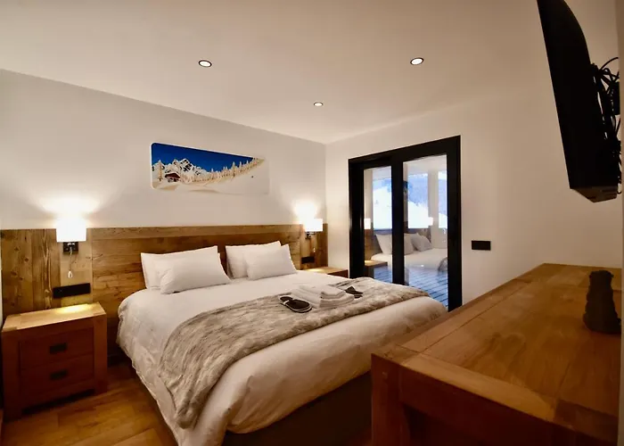 De Luxe Avec Magnifique Vue A Courchevel, 5 Chambres, 15 Pers شاليه