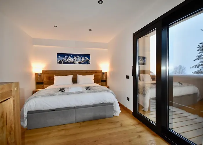 De Luxe Avec Magnifique Vue A Courchevel, 5 Chambres, 15 Pers شاليه *