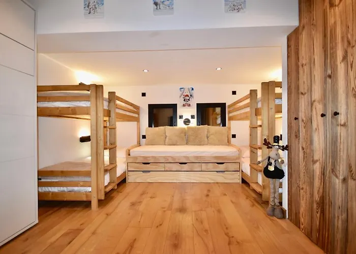 De Luxe Avec Magnifique Vue A Courchevel, 5 Chambres, 15 Pers شاليه *